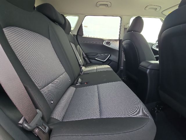 2025 Kia Soul LX:B02321