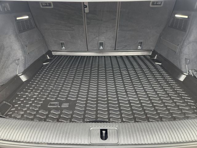 2018 Audi Q5 2.0T Black at Autostrade