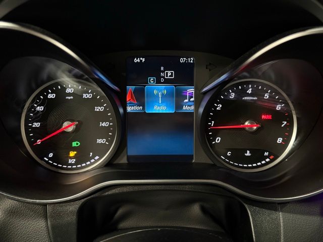 2022 Mercedes-Benz GLC GLC 300 photo