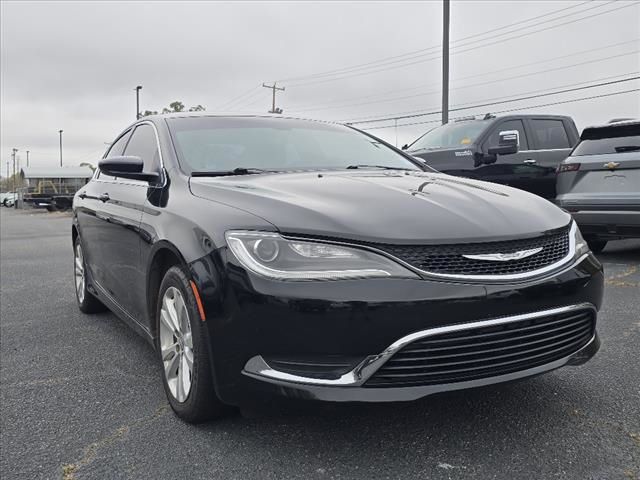 2016 Chrysler 200 Limited 11