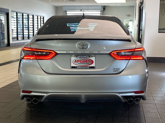 Used 2022  Toyota XSE image 5