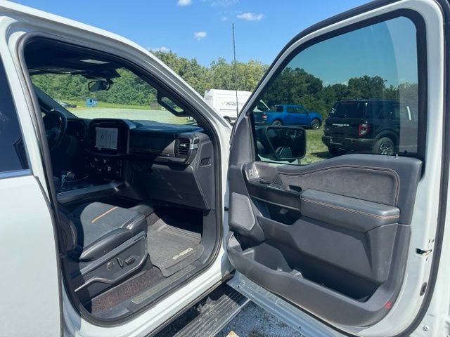 Used 2023 White Ford Platinum image 13