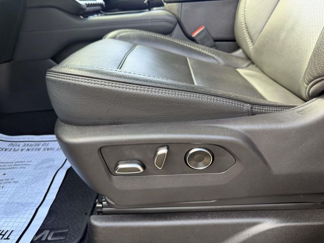 Used 2025 GMC Yukon XL SUV