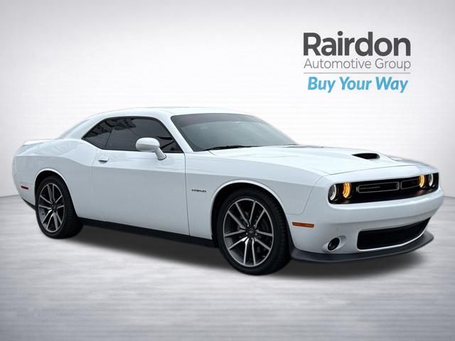 White Knuckle Clearcoat 2022 Dodge Challenger Coupe Rear-Wheel Drive 8-Speed Automatic