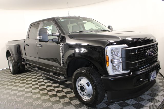 2025 Ford F-350SD XL photo