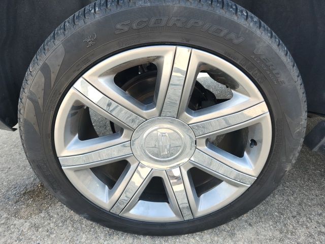 Certified Used 2019 White Cadillac Luxury image 9