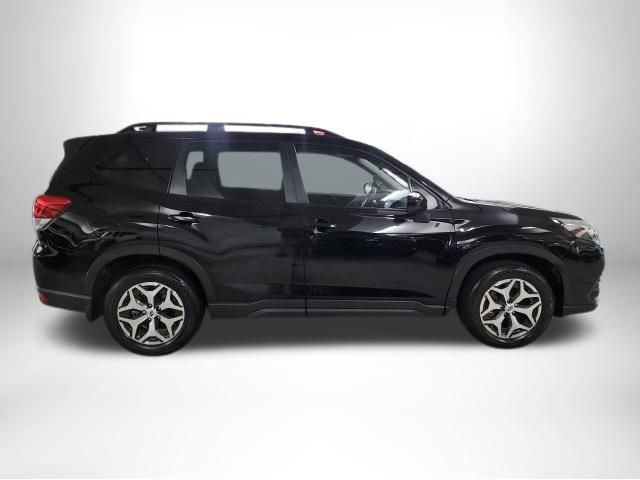 2023 Subaru Forester Premium 6