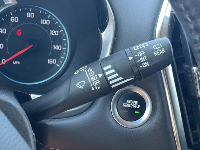 Used 2021 Chevrolet Traverse SUV