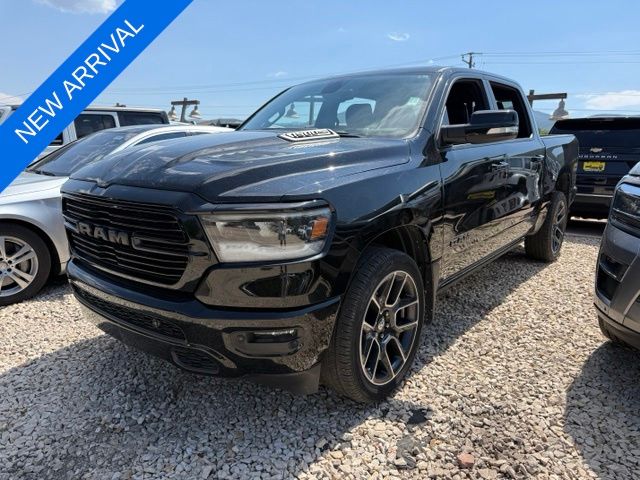 Diamond Black Crystal Pearlcoat 2020 RAM 1500 Pickup Truck Four-Wheel Drive 8-Speed Automatic