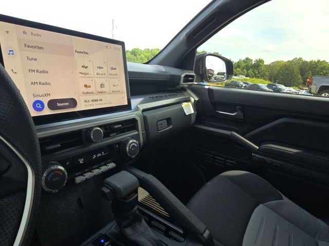 2025 Toyota Tacoma Hybrid:46433A2