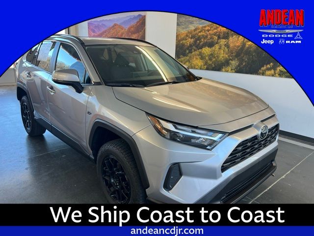 2023 Toyota RAV4 XLE FWD