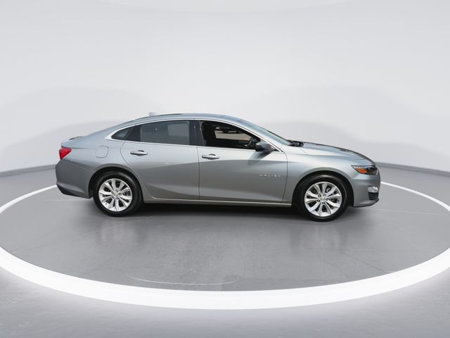 Used 2025 Gray Chevrolet LT image 9