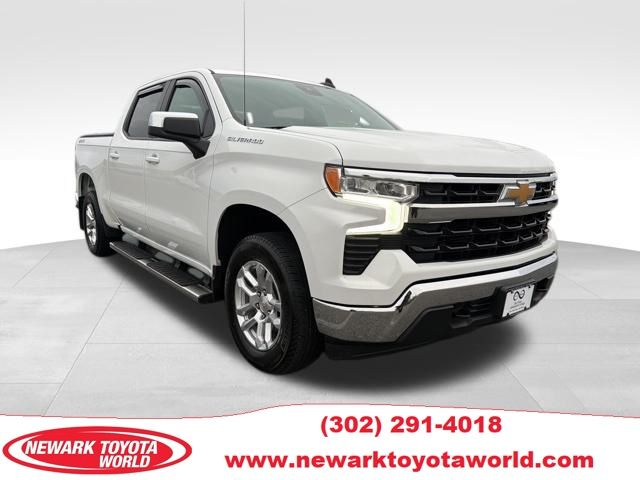 2024 Chevrolet Silverado 1500 LT's photo