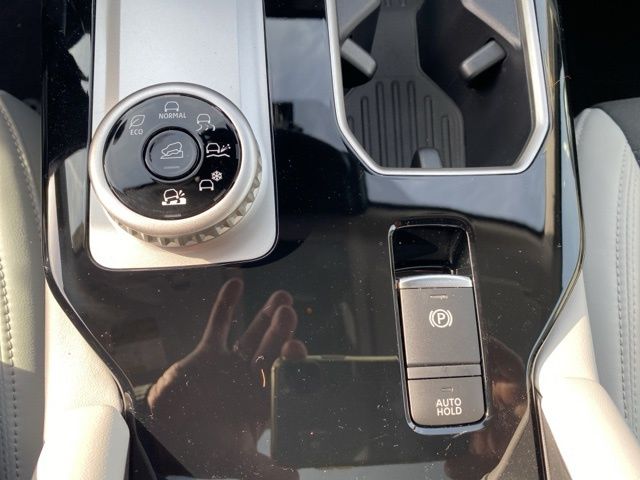 MitsubishiOutlander32