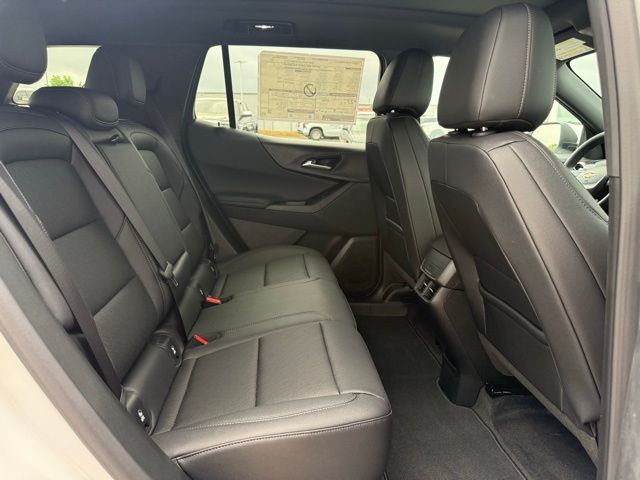 new 2026 Chevrolet Equinox car, priced at $35,435