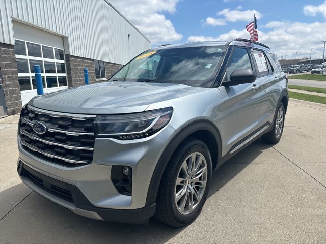 Certified Used 2025 Silver Ford Active image 3