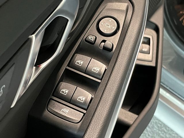 2025 BMW 3 Series 330i - Photo 35
