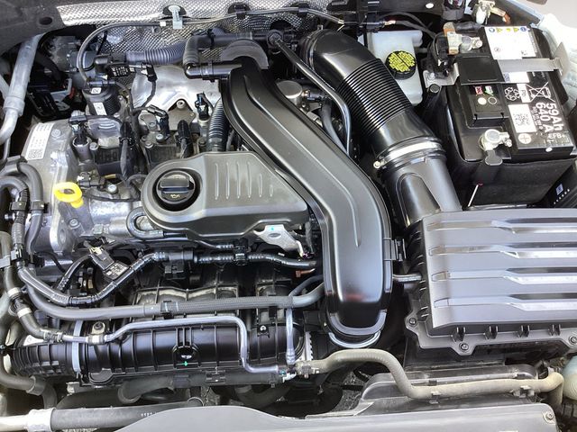 Used Car 2024 Volkswagen Taos  1.5t Se For Sale Under $20,000 In San Antonio, Texas