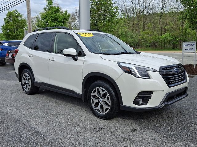 2023 Subaru Forester Premium White at South Hills Kia