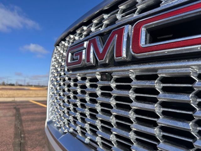 2024 GMC Yukon XL 4WD Denali