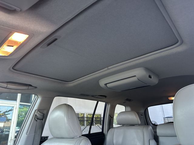 Used 2013 Blue Toyota Limited image 22