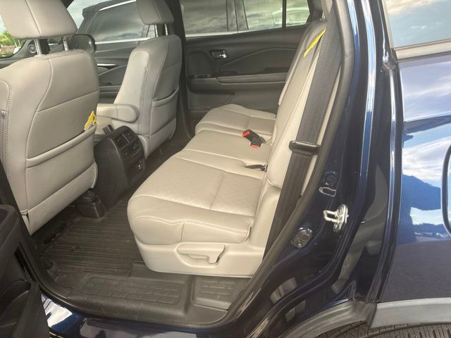 Used 2019 Blue Honda Touring image 6
