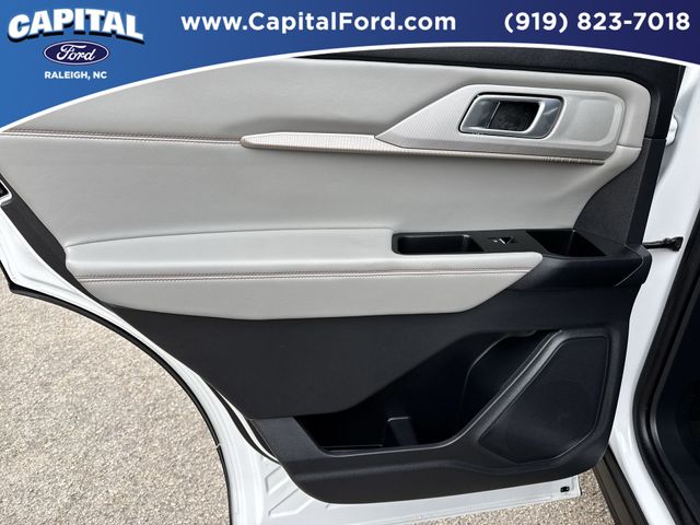 Used 2025 White Ford Active image 16
