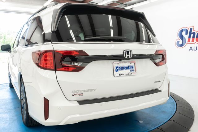 Used 2025 Honda Odyssey Van