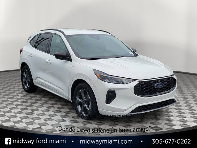 2023 Ford Escape ST-Line FWD