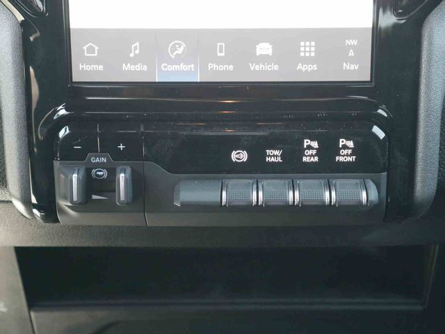 3500 Crew Cab Tradesman
