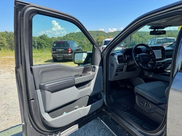 Used 2021 Gray Ford XLT image 10