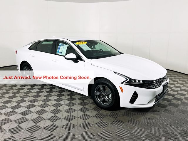2023 Kia K5 LXS FWD