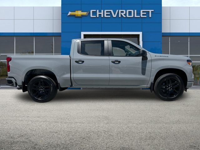 2024 Chevrolet Silverado 1500 Custom 4