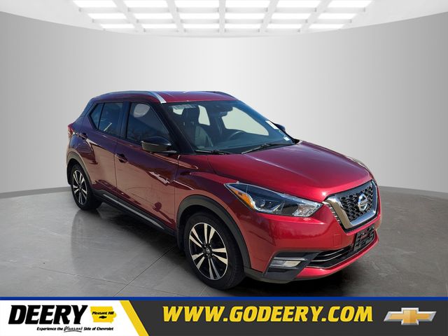 Cayenne Red Metallic 2020 Nissan Kicks SR FWD SUV / Crossover Front-Wheel Drive Continuously Variable Transmission