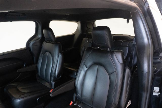 Used 2020 Chrysler Pacifica Van