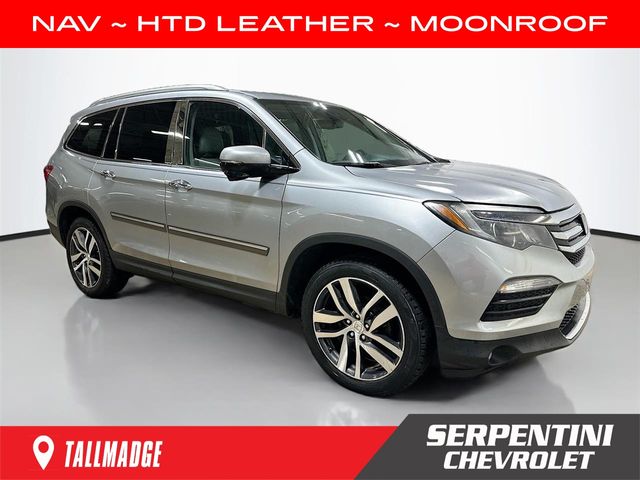 Lunar Silver Metallic 2018 Honda Pilot Touring AWD SUV / Crossover All-Wheel Drive 9-Speed Automatic