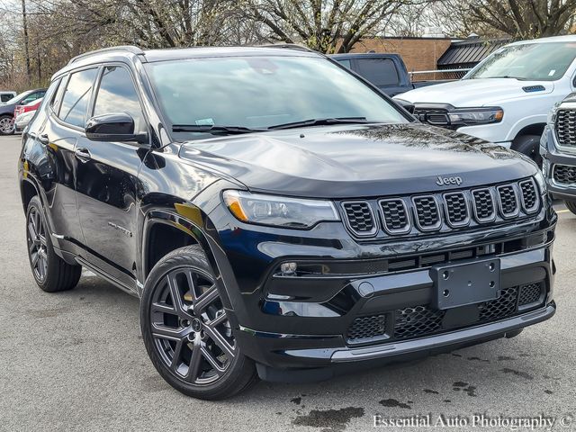 Diamond Black Crystal Pearlcoat 2025 Jeep Compass Limited 4WD SUV / Crossover Four-Wheel Drive 8-Speed Automatic