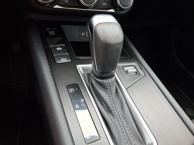 Used 2025 Nissan Kicks SUV