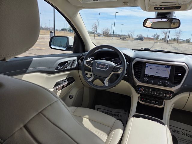 2023 GMC Acadia AWD Denali