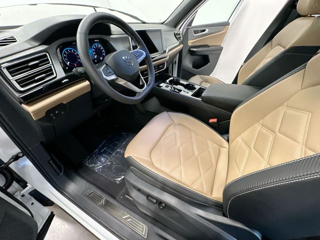 2026 Volkswagen Atlas Cross Sport 2.0T SE w/Technology White/off-white at Sutliff Volkswagen