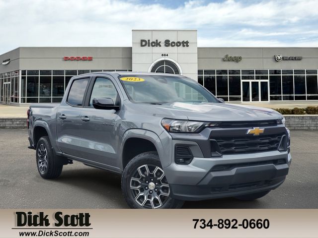 Sterling Gray Metallic 2023 Chevrolet Colorado LT Crew Cab 4WD Pickup Truck Four-Wheel Drive 8-Speed Automatic