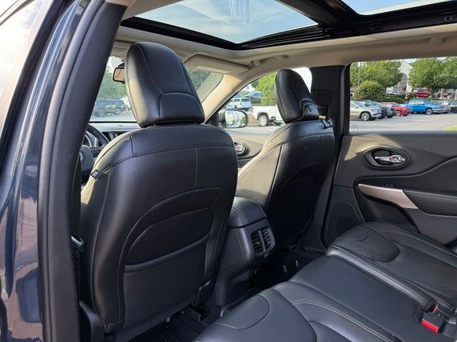 Used 2018 Jeep Cherokee SUV