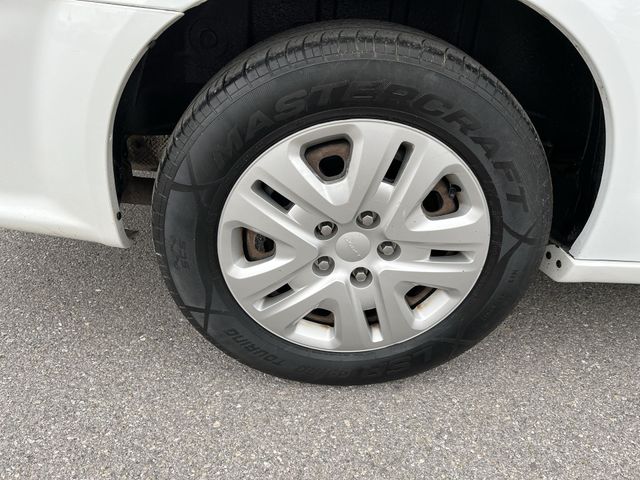Used 2017 White Dodge SE image 20