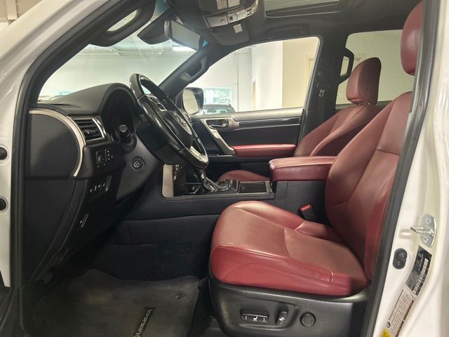Certified Used 2021  Lexus 460 image 13