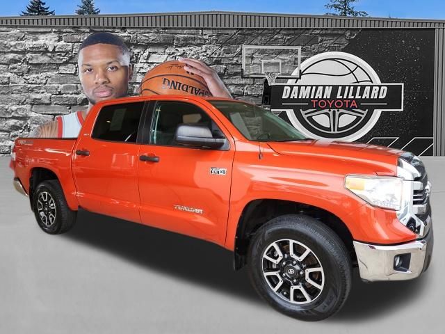 2017 Toyota Tundra SR5 CrewMax 5.7L 4WD