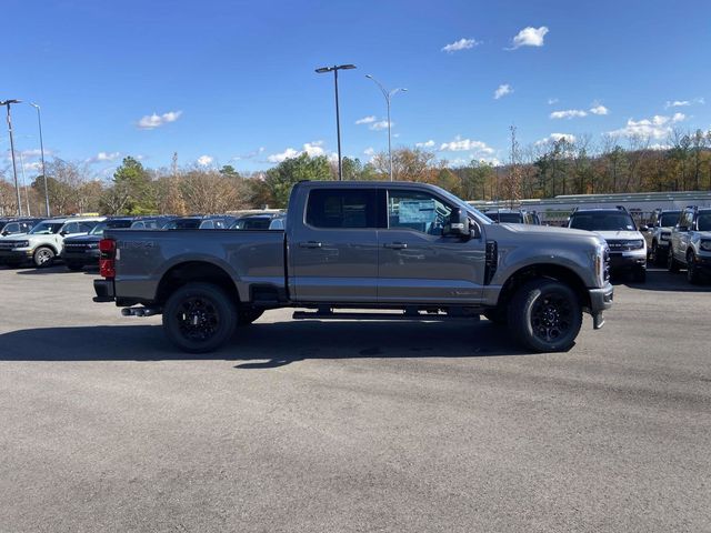 2024 Ford F-350SD Lariat 2