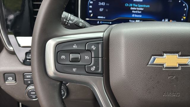 Used 2025 Gray Chevrolet LTZ image 23