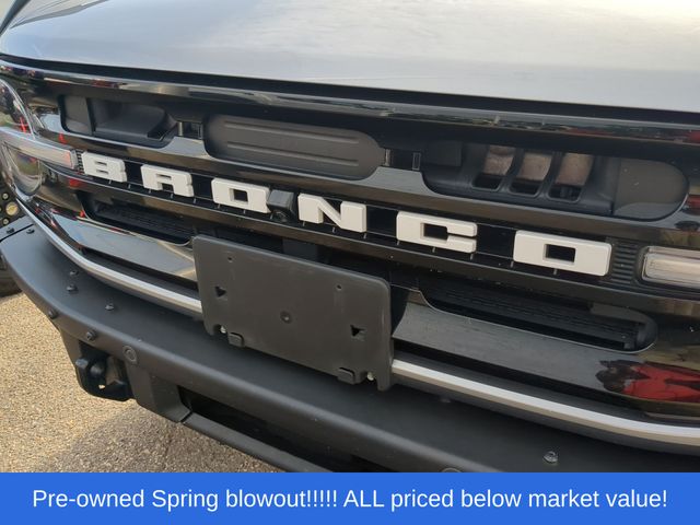 Used 2021 Silver Metallic Ford Outer Banks image 9
