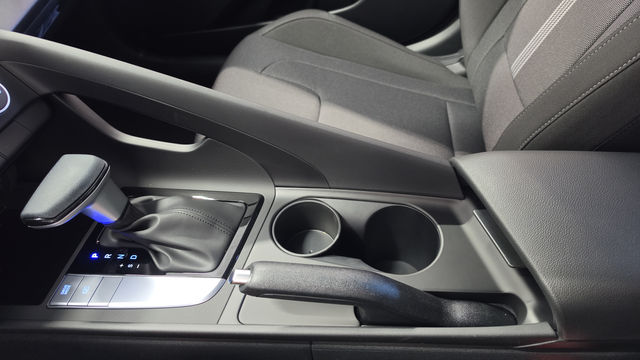 New 2026 Ecotronic Gray Hyundai SE image 18