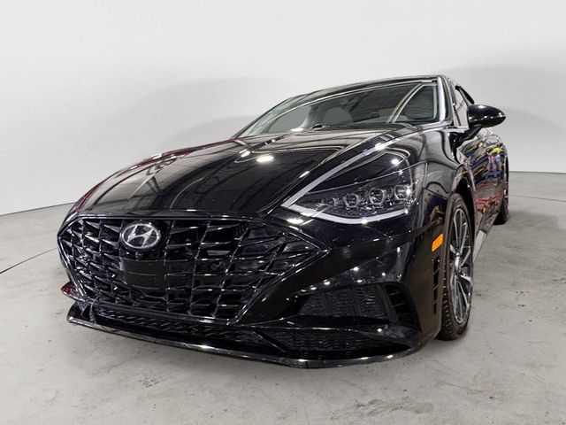 Onyx Black 2023 Hyundai Sonata Limited FWD Sedan Front-Wheel Drive 8-Speed Automatic